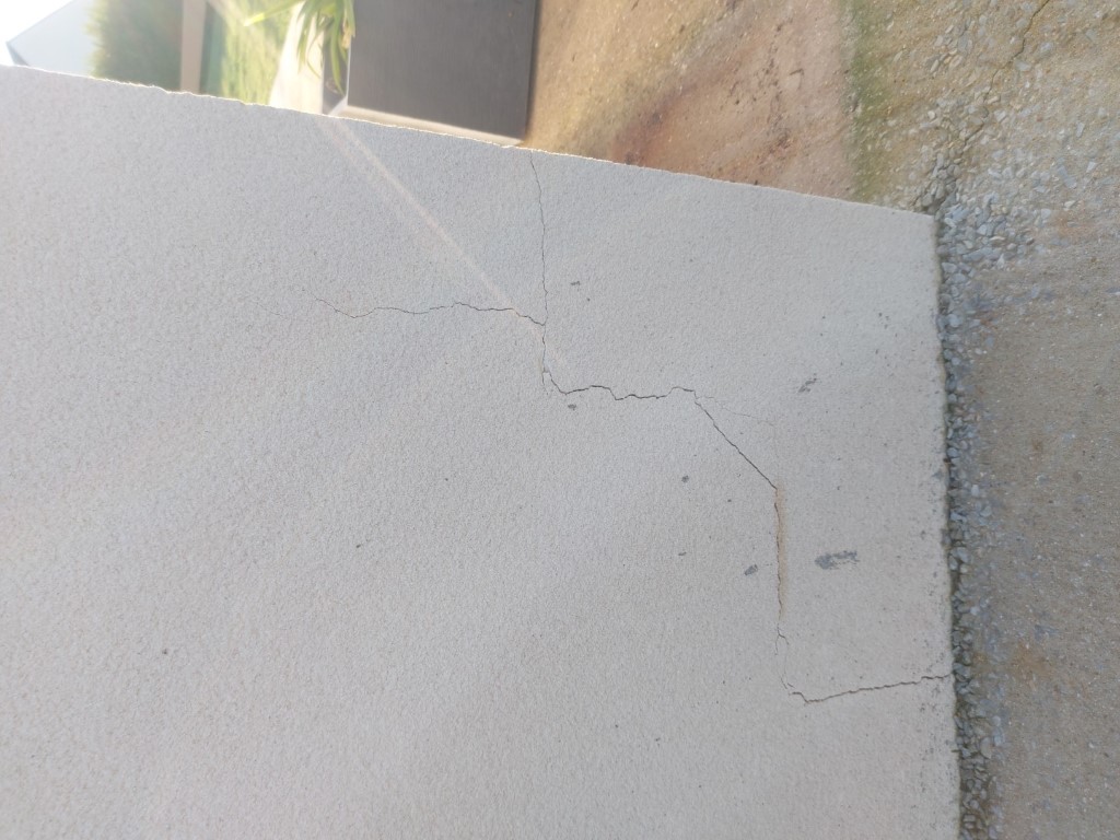 Fissure